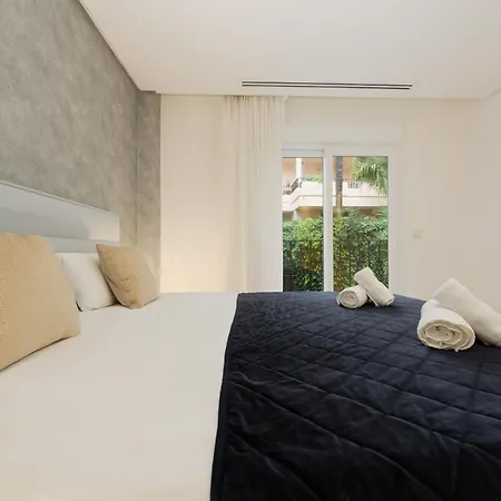 Penthouse With Sea Views In Nueva Andalucia דירה מארבלה