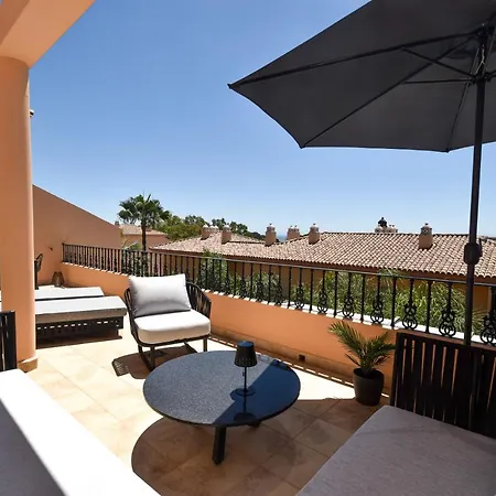 Penthouse With Sea Views In Nueva Andalucia Apartament *