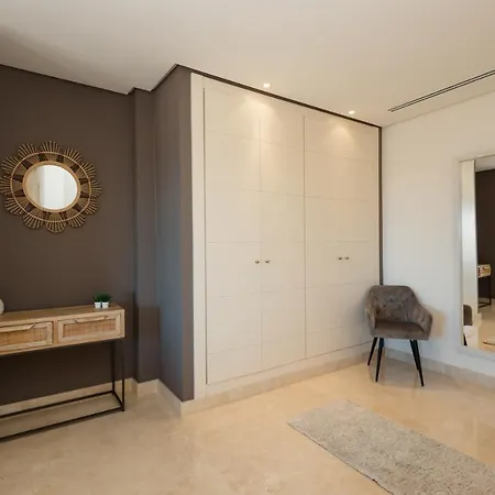 Penthouse With Sea Views In Nueva Andalucia Marbella
