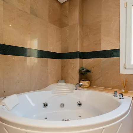 Apartament Penthouse With Sea Views In Nueva Andalucia *
