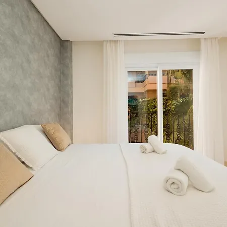 Apartament Penthouse With Sea Views In Nueva Andalucia