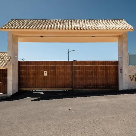 Apartament Penthouse With Sea Views In Nueva Andalucia Marbella
